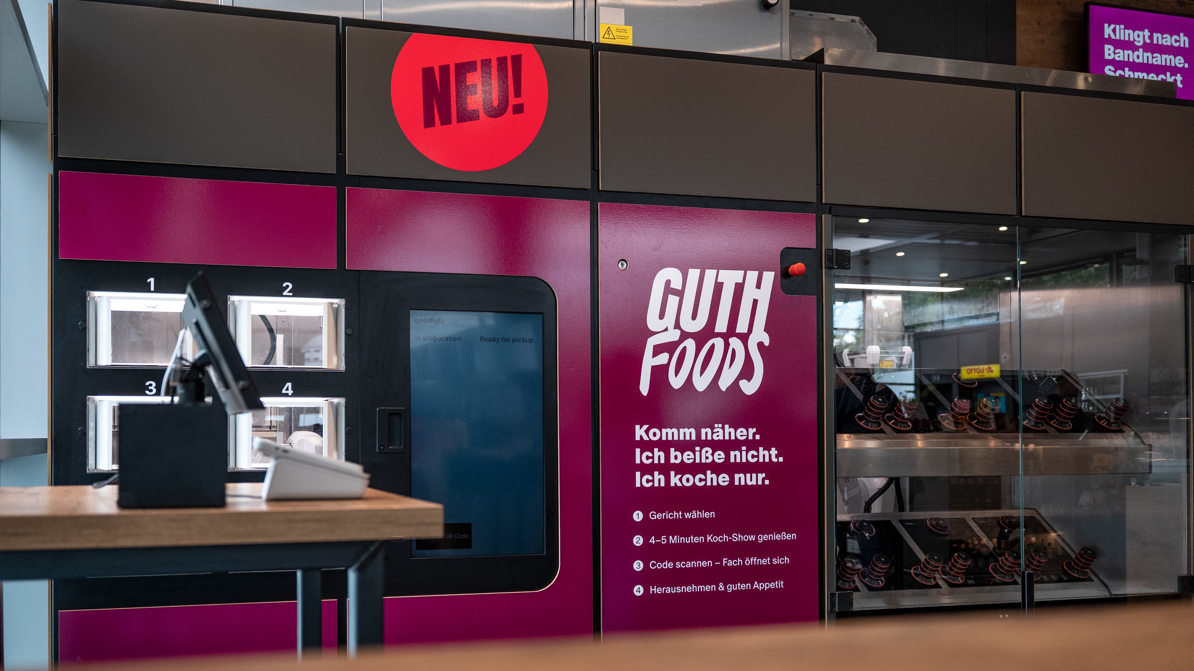 GUTH FOODS Kochroboter - quer Ansicht 2